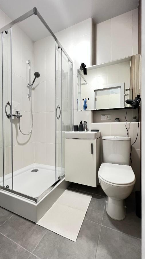 Cube House Apartment Kyiv Exterior photo